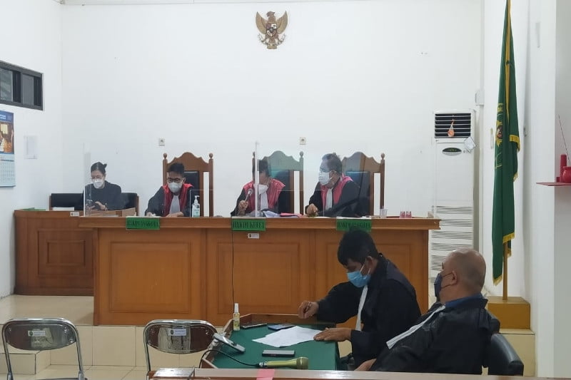 mantan dirut pdam kapuas divonis 6 tahun penjara