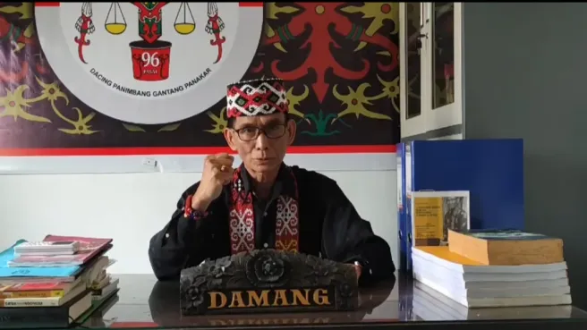 Ketua Forum Damang Kalimantan Tengah, Drs. Kardinal Tarung